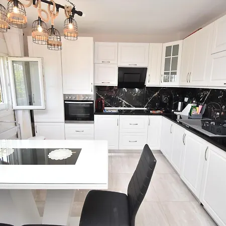Meli Holiday home